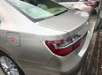 Toyota Camry   2.0E 2018 - Cần bán gấp Toyota Camry 2.0E năm sản xuất 2018, màu bạc, giá tốt