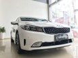 Kia Cerato 2018 - Cần bán Kia Cerato năm sản xuất 2018, màu trắng, giá tốt