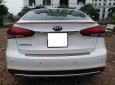 Kia Cerato 1.6 2018 - Bán xe Kia Cerato 1.6 AT màu trắng sản xuất 2018 đăng ký 04/2018