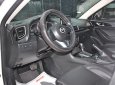 Mazda 3 1.5AT 2016 - Cần bán xe Mazda 3 1.5AT sản xuất năm 2016, màu trắng