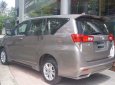 Toyota Innova   2.0E  2015 - Bán Toyota Innova 2.0E năm sản xuất 2015, màu xám, giá tốt