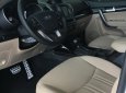 Kia Sorento 2018 - Cần bán xe Kia Sorento sản xuất 2018, màu trắng, giá chỉ 789 triệu