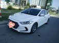 Hyundai Elantra 2017 - Cần bán xe Hyundai Elantra sản xuất 2017, màu trắng chính chủ  