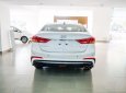 Hyundai Elantra 2018 - Cần bán Elantra Sport trắng, khuyến mãi cực sốc