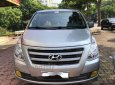 Hyundai Grand Starex   MT 2016 - Cần bán Hyundai Grand Starex MT đời 2016, màu bạc, 815 triệu