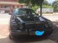 Mercedes-Benz E class 2001 - Cần bán xe Mercedes sản xuất năm 2001, màu đen xe gia đình, giá tốt