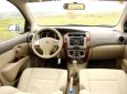 Nissan Grand livina   1.8 AT  2011 - Cần bán gấp Nissan Grand livina 1.8 AT năm sản xuất 2011, màu xám chính chủ giá cạnh tranh