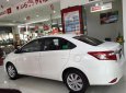 Toyota Vios 2018 - Bán xe Vios số sàn màu trắng, xe giao ngay, giá tốt nhất