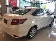 Toyota Vios 2018 - Bán xe Vios số sàn màu trắng, xe giao ngay, giá tốt nhất