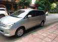 Toyota Innova G 2011 - Gia đình bán xe Toyota Innova G màu bạc, SX đăng kí tháng 1 năm 2012, chính chủ sử dụng