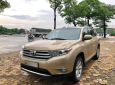 Toyota Highlander LE 2011 - Bán xe Toyota Highlander năm 2011 màu vàng cát, 1 tỷ 179 triệu, xe nhập khẩu