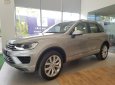 Volkswagen Touareg GP 2016 - Bán Volkswagen Touareg GP, màu xám (ghi), nhập khẩu, giá cực tốt. LH: 0901933522 Vy