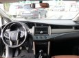 Toyota Innova 2.0 E MT 2016 - Cần bán xe Toyota Innova 2.0 E MT năm 2016, màu bạc, biển Hà Nội, 699 triệu