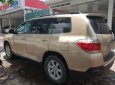 Toyota Highlander LE 2011 - Cần bán gấp Toyota Highlander năm 2011 màu vàng, 1 tỷ 180 triệu, nhập khẩu nguyên chiếc Mỹ, siêu đẹp