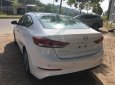 Hyundai Elantra 2.0AT 2018 - Cần bán Hyundai Elantra 2.0AT sản xuất năm 2018, màu trắng, giá tốt