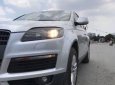 Audi Q7  3.6 2008 - Cần bán lại xe Audi Q7 3.6 đời 2008, màu xám, 745 triệu