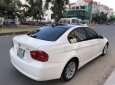 BMW 3 Series 320i 2008 - Cần bán gấp BMW 3 Series 320i đời 2008, màu trắng chính chủ