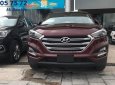 Hyundai Tucson 2018 - Hỗ trợ bán trả góp xe Tucson máy xăng bản đặc biệt màu đỏ, xe giao ngay