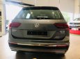 Volkswagen Tiguan Allspace 2018 - Bán Volkswagen Tiguan Allspace Đức nhập khẩu, chỉ 371 triệu, là có thể sở hữu xe Đức, LH em để có giá sập sàn 0942 050 350