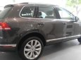 Volkswagen Touareg 2017 - Bán xe Touareg 3.6V, V6, ưu đãi 40tr + Nhiều ưu đãi hấp dẫn. LH: 0944064764 Ngọc Giàu