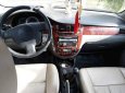 Daewoo Lacetti 2004 - Cần bán lại xe Daewoo Lacetti 2004, màu bạc, nhập khẩu nguyên chiếc xe gia đình