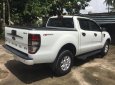 Ford Ranger   XLS 2.2 AT 4x2 2016 - Cần bán Ford Ranger XLS 2.2 AT 4x2 năm sản xuất 2016, màu trắng, 615 triệu