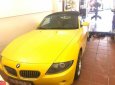 BMW Z4 2004 - Bán ô tô BMW Z4 năm sản xuất 2004, màu vàng
