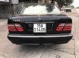 Mercedes-Benz E class E240 2000 - Bán ô tô Mercedes E240 đời 2000, màu đen, xe nhập