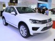 Volkswagen Touareg 3.6L V6 FSI 2018 - Cần bán Volkswagen Touareg 3.6L V6 FSI, màu trắng, nhập khẩu nguyên chiếc, hỗ trợ tài chính. Hotline: 0933365188