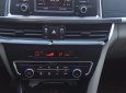 Kia Optima ATH 2017 - Bán Kia Optima ATH sản xuất năm 2017, màu trắng, giảm giá lên đên 37tr