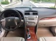 Toyota Camry AT 2008 - Lên đời xe nên cần bán xe Camry 2008 AT màu bạc bản full đẹp