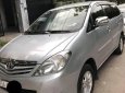 Toyota Innova G 2010 - Bán Toyota Innova G đời 2010, màu bạc, giá chỉ 400 triệu