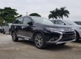 Mitsubishi Outlander 2.0 STD 2018 - Bán Mitsubishi Outlander 2.0 STD đời 2018, màu đen, giao ngay, gọi ngay Mr Huy 0977 738 229 để nhận giá tốt nhất