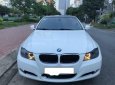 BMW 3 Series 320i 2009 - Cần bán gấp BMW 3 Series 320i đời 2009, màu trắng, giá 525 triệu