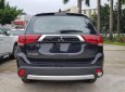 Mitsubishi Outlander 2.0 STD 2018 - Bán Mitsubishi Outlander 2.0 STD đời 2018, màu đen, giao ngay, gọi ngay Mr Huy 0977 738 229 để nhận giá tốt nhất