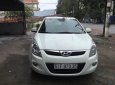 Hyundai i20 2009 - Gia đình bán Hyundai i20 đời 2009, màu trắng, nhập khẩu 