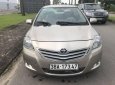 Toyota Vios   E  2010 - Bán xe Toyota Vios E năm 2010, màu bạc số sàn, giá chỉ 295 triệu