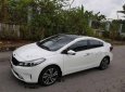 Kia Cerato  1.6 AT  2017 - Bán Kia Cerato 1.6 AT sản xuất 2017, màu trắng, giá 575 triệu