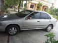 Nissan Sunny 1996 - Cần bán gấp Nissan Sunny sản xuất năm 1996, màu bạc