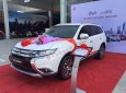 Mitsubishi Outlander 2.0 CVT Premium 2018 - Bán xe Mitsubishi Outlander 2.0 CVT Premium năm sản xuất 2018