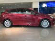 Ford Focus Titanium 2018 - Cần bán xe Ford Focus Titanium sản xuất 2018, màu đỏ