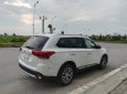 Mitsubishi Outlander 2.4  2017 - Bán Mitsubishi Outlander 2017 màu trắng, SUV 7 chỗ, nhập Nhật Bản nguyên chiếc - hàng hiếm, giá chỉ bằng xe lắp ráp