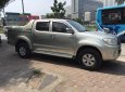 Toyota Hilux 3.0 MT 4x4 2010 - Bán Toyota Hilux 3.0 MT 4x4 2010, màu bạc, nhập khẩu nguyên chiếc, đã lắp full phụ kiện. LH 0974286009