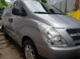 Hyundai Grand Starex Van 2.4 MT 2011 - Cần bán gấp Hyundai Grand Starex Van 2.4 MT năm sản xuất 2011, màu bạc, nhập khẩu nguyên chiếc, giá 385tr