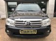 Toyota Fortuner 2.5G 2010 - Cần bán lại xe cũ  Toyota Fortuner 2.5G sản xuất 2010, màu đen, 618 triệu