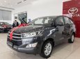 Toyota Innova 2.0E  2018 - Bán xe Toyota Innova 2.0E năm 2018, màu xám