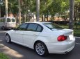 BMW 3 Series G 2010 - Gia đình cần bán BMW 320i trùm mền ít đi, sản xuất 2010, màu trắng