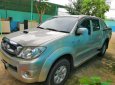 Toyota Hilux 2010 - Bán Toyota Hilux năm 2010, màu bạc, giá chỉ 419 triệu