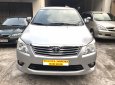 Toyota Innova 2.0 E 2012 - Bán ô tô Toyota Innova 2.0 E đời 2012, màu bạc, hàng cực tuyển