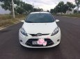 Ford Fiesta 2011 - Chính chủ bán lại xe Ford Fiesta sản xuất 2011, màu trắng